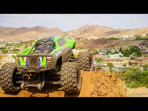 Traxxas XMaxx 8S 4WD Brushless RTR Monster Truck (Red-X NEW) *SOLD OUT*